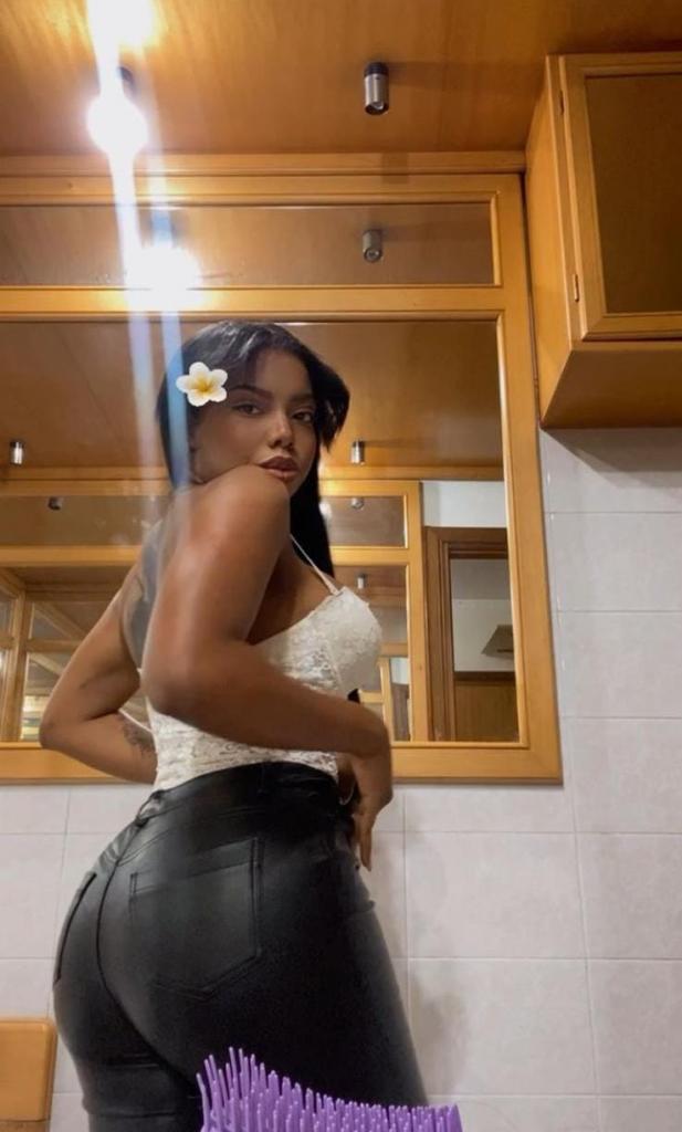 612284305: Chica busca chico en Valencia