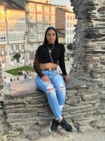 663422048: Chica busca chico en Pontevedra