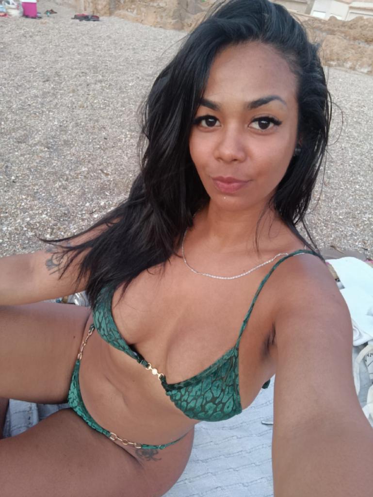 652430317: Chica busca chico en Mallorca