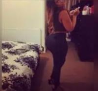 630120747: Chica busca chico en Zaragoza