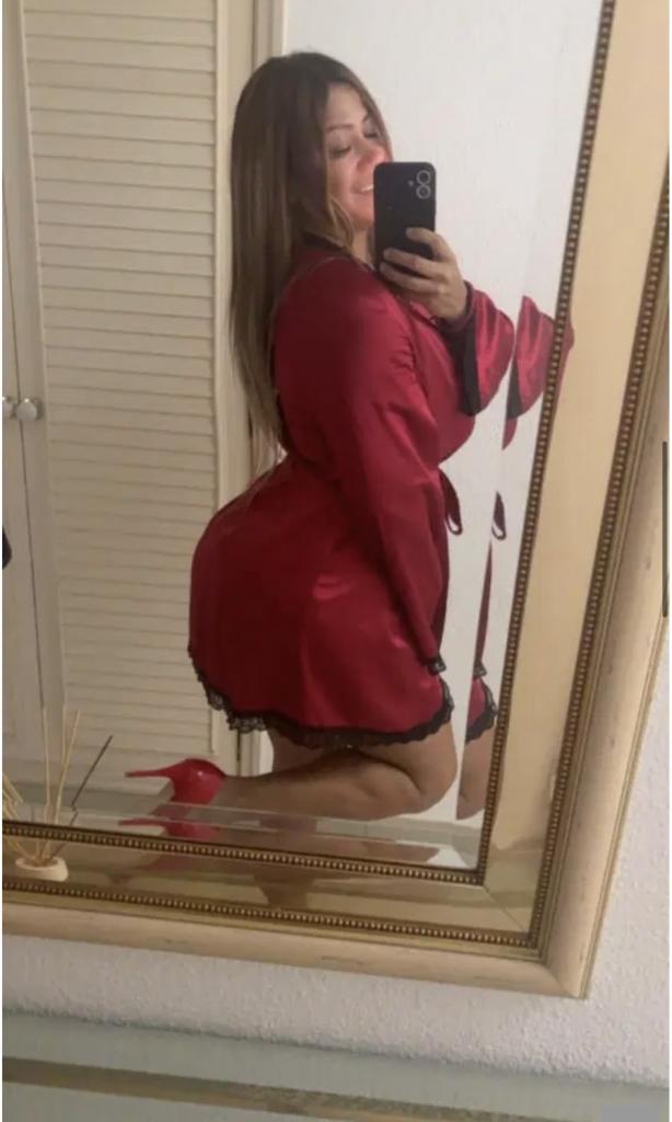 614904955: Chica busca chico en Mallorca