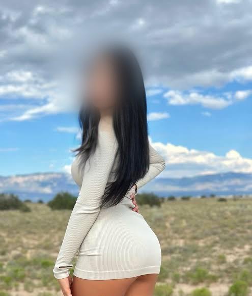 Chica busca chico en Ibiza: 