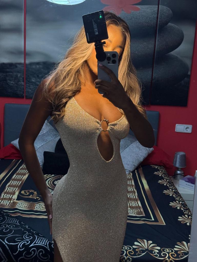 647048954: Chica busca chico en Mallorca