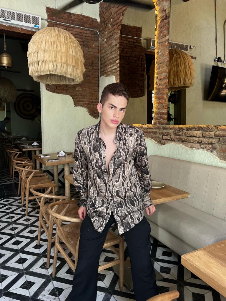 607157425: Chico busca chica en Valladolid