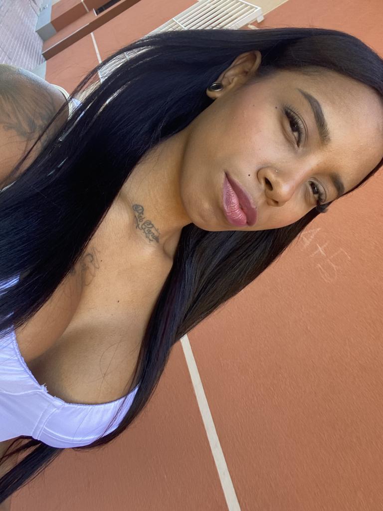 663117128: Chica busca chico en Tenerife