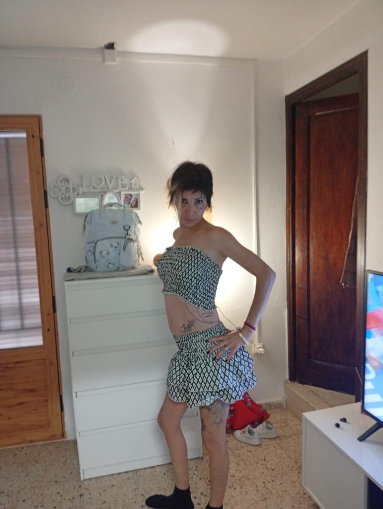 604815373: Chica busca chico en Valencia