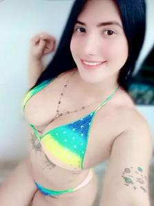 677389925: Chica busca chico en Madrid