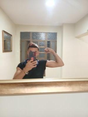 657256445: Chico busca chica en Cádiz