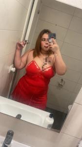 612223426: Chica busca chico en Barcelona