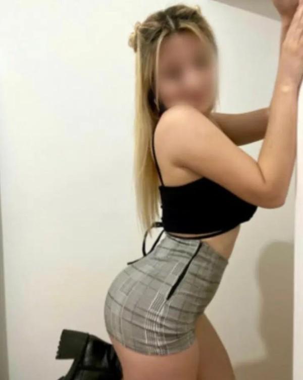 Chica busca chico en Navarra: 