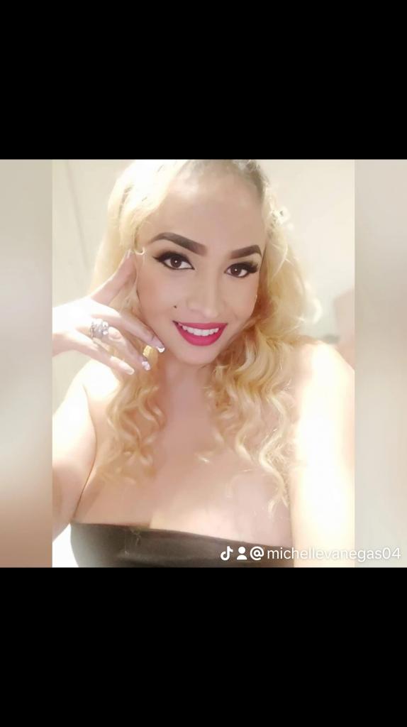 613410281: Transexual en Mallorca