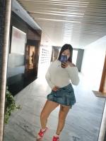 633052089: Chica busca chico en Sevilla