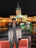 607157425: Chico busca chica en Valladolid