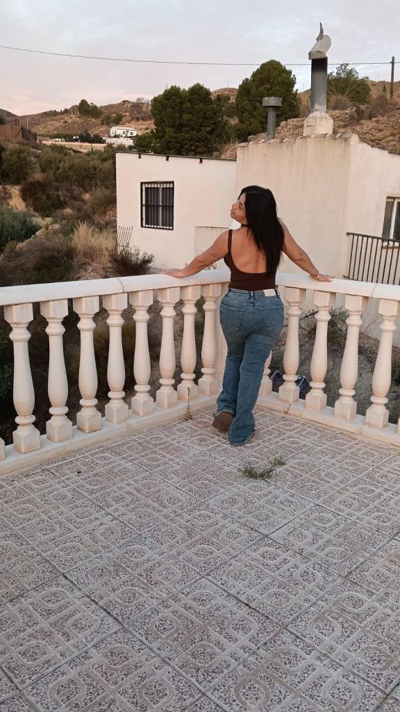 677680640: Chica busca chico en Murcia