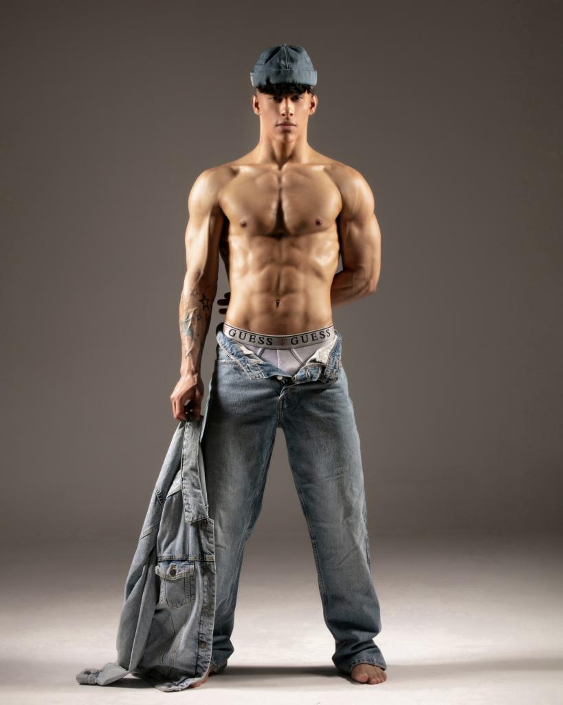 Chico busca chica en Madrid: Chico busca chica