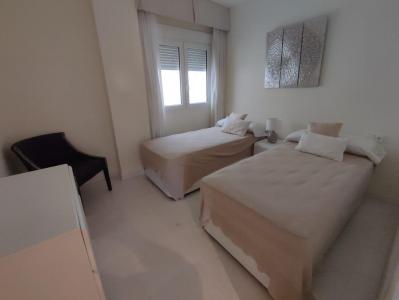 613838609:  en Málaga