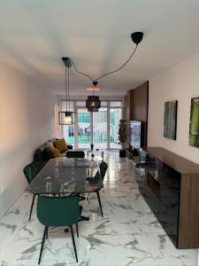 642764261:  en Málaga