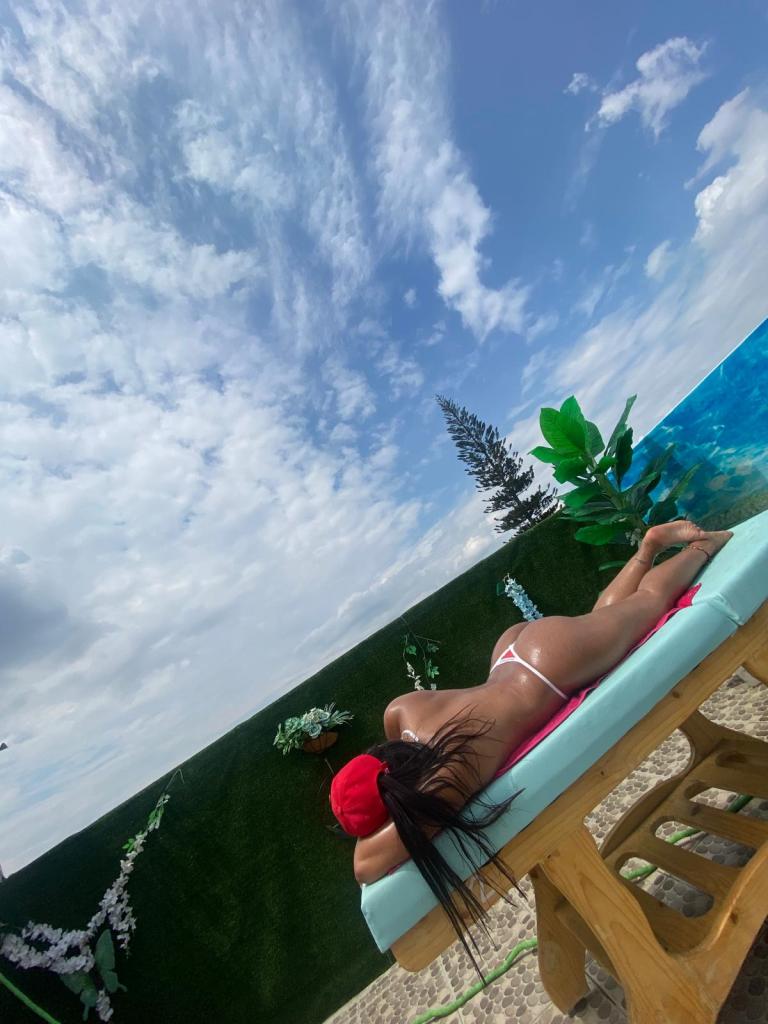 624798262: Chica busca chico en Valencia