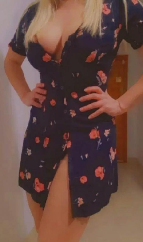 Chica busca chico en Almería: 