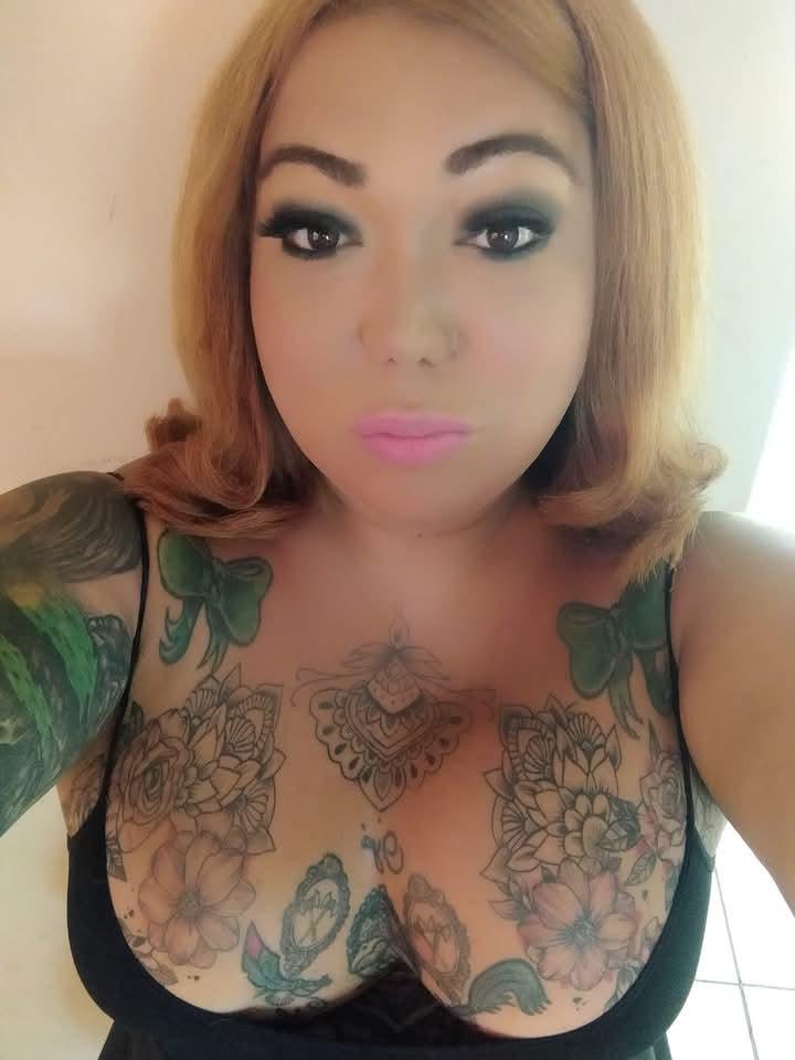 664689098: Travesti en Orense