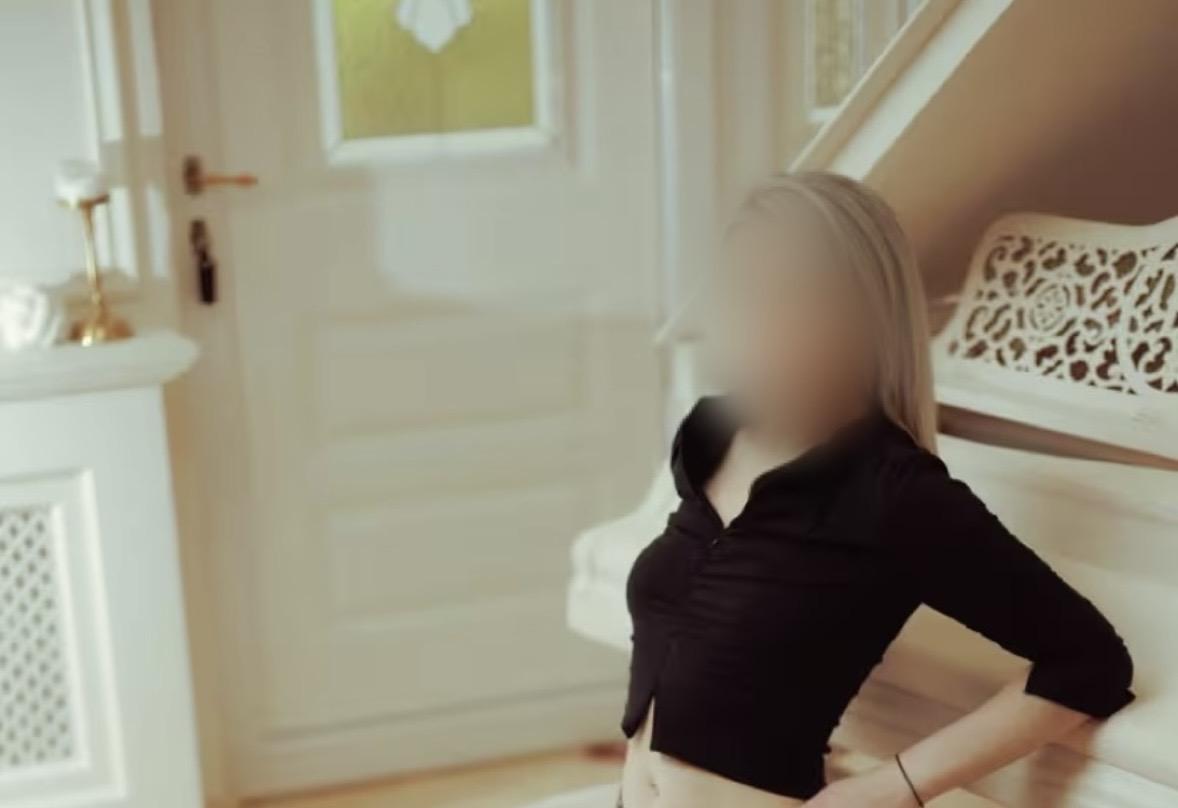 613637262: Chica busca chico en Gerona