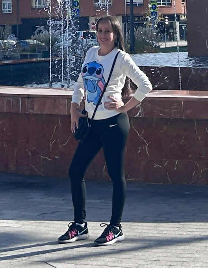 611331449: Chica busca chico en Asturias