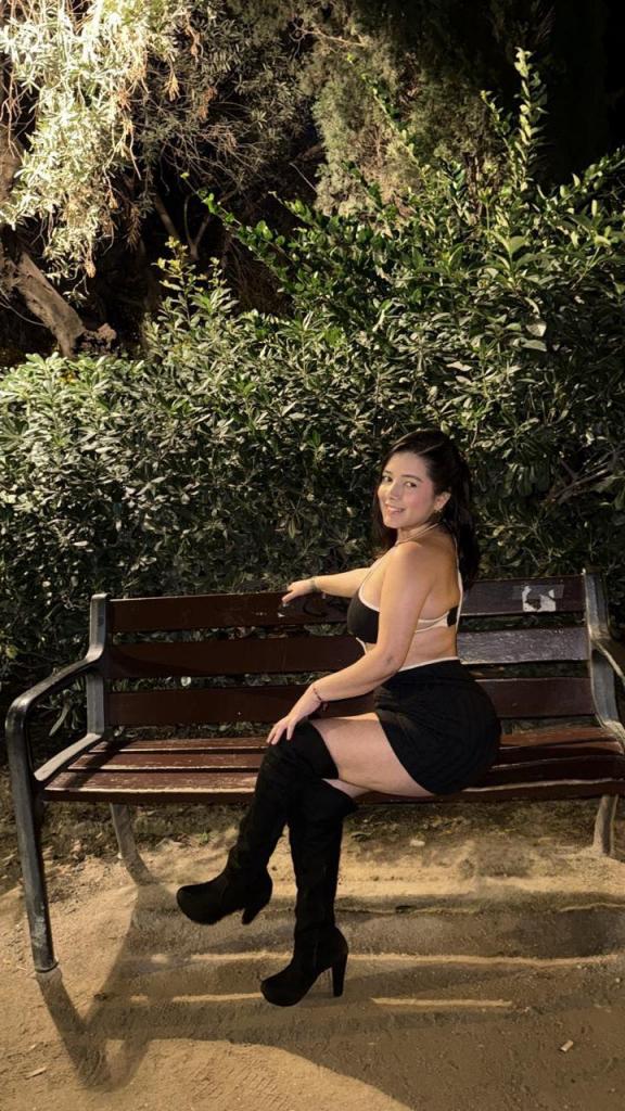 631134762: Chica busca chico en Murcia