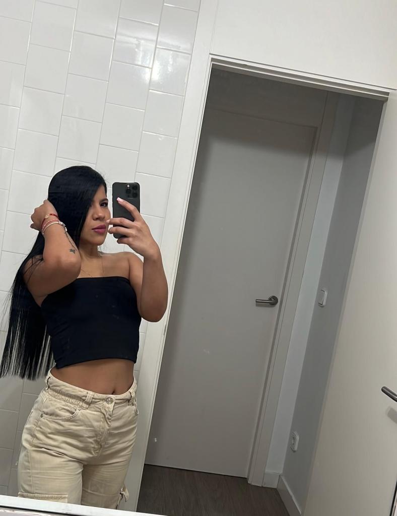 613903404: Chica busca chico en Valencia