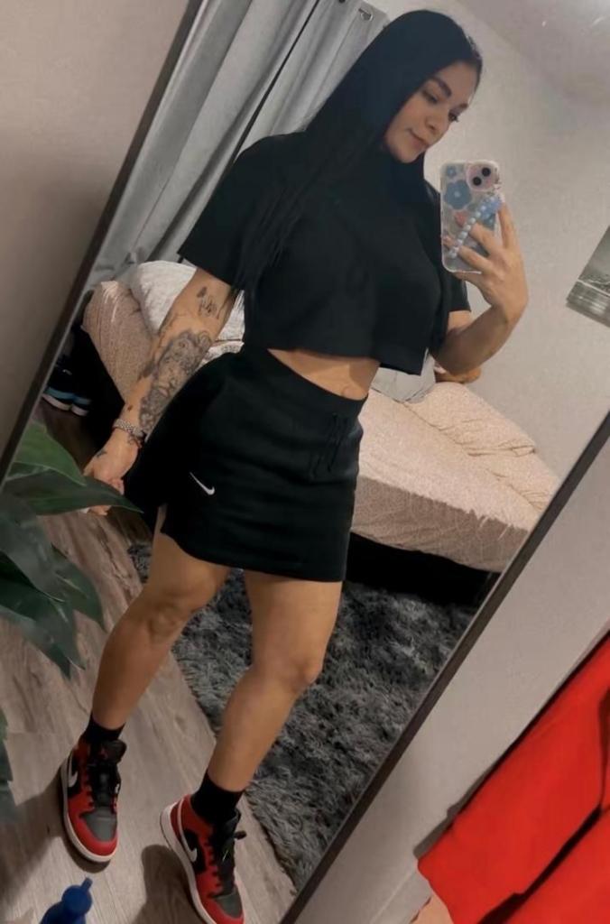 614604145: Chica busca chico en La Rioja