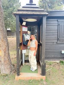 613924252: Chica busca chico en Lérida