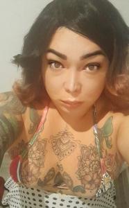 664689098: Travesti en Orense