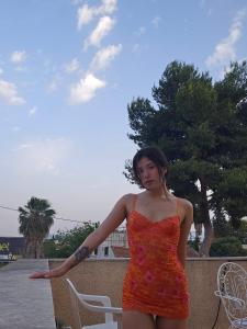 613592989: Chica busca chico en Barcelona