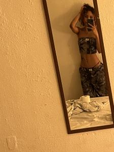 631222976: Chica busca chico en La Coruña