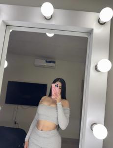 647226658: Chica busca chico en Tarragona