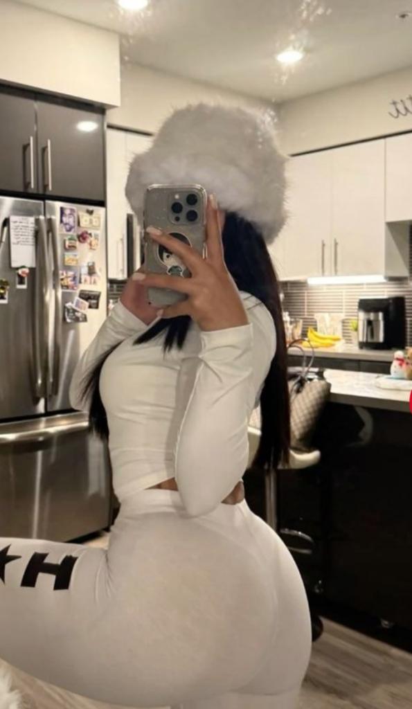 Chica busca chico en Cádiz: 