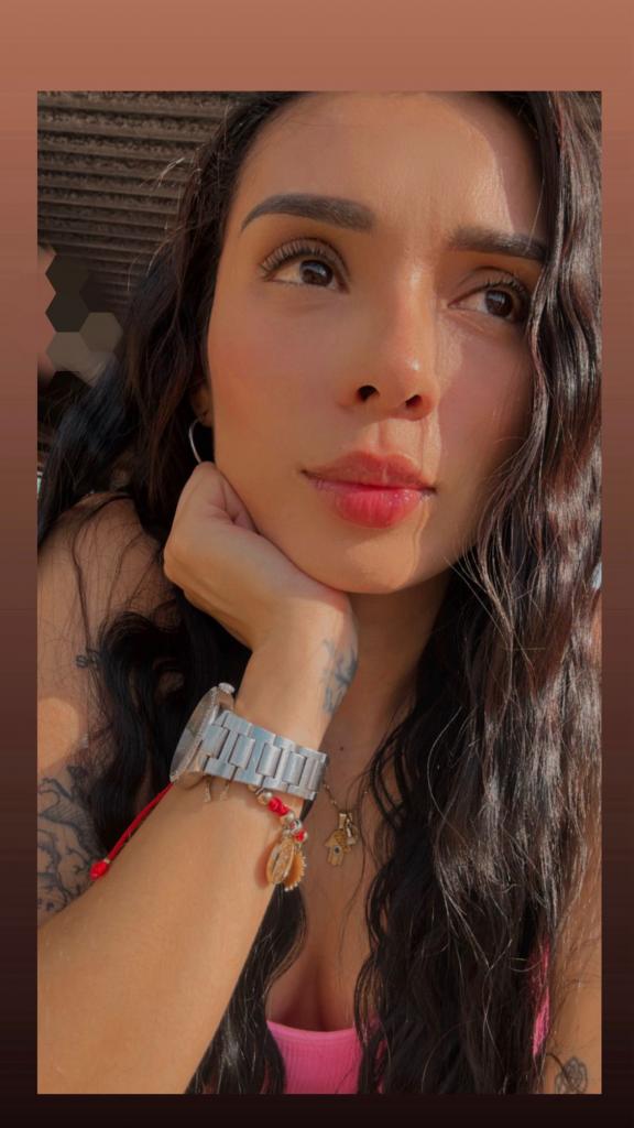 631329886: Chica busca chico en Valencia