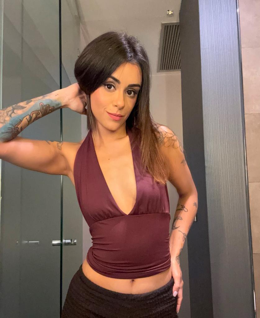 604155351: Chica busca chico en Sevilla