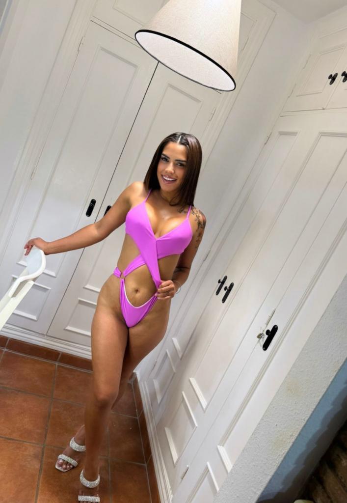 627911071: Chica busca chico en Málaga