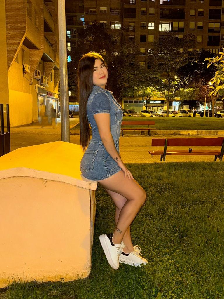 631689987: Chica busca chico en Asturias
