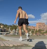 691882344: Chico busca chica en Málaga