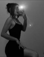 640351239: Chica busca chico en Sevilla