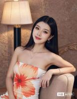 631643981: Chica busca chico en Barcelona