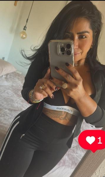 664272791: Chica busca chico en Almería