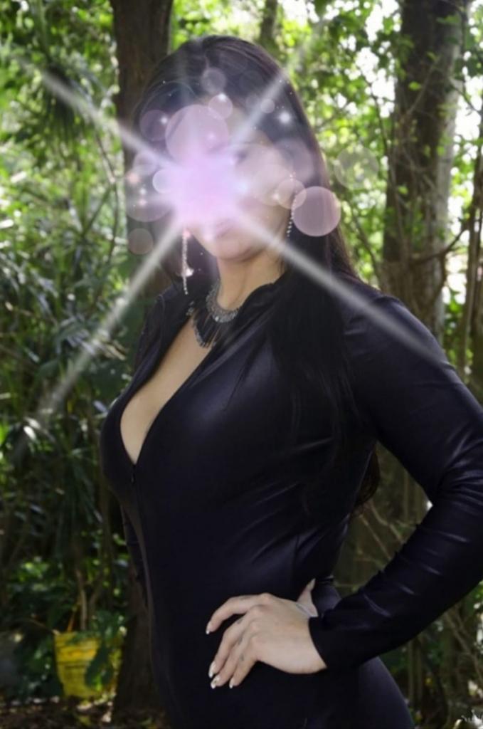 Chica busca chico en Almería: 