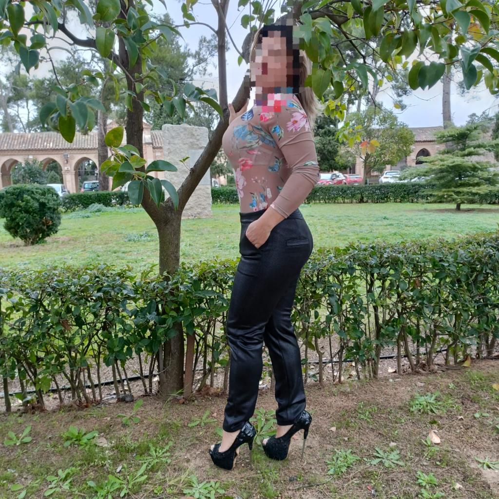 628917127: Chica busca chico en Zaragoza