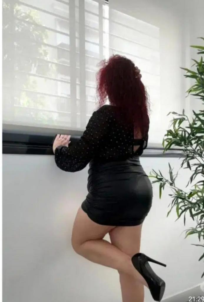 647282317: Chica busca chico en Jaén