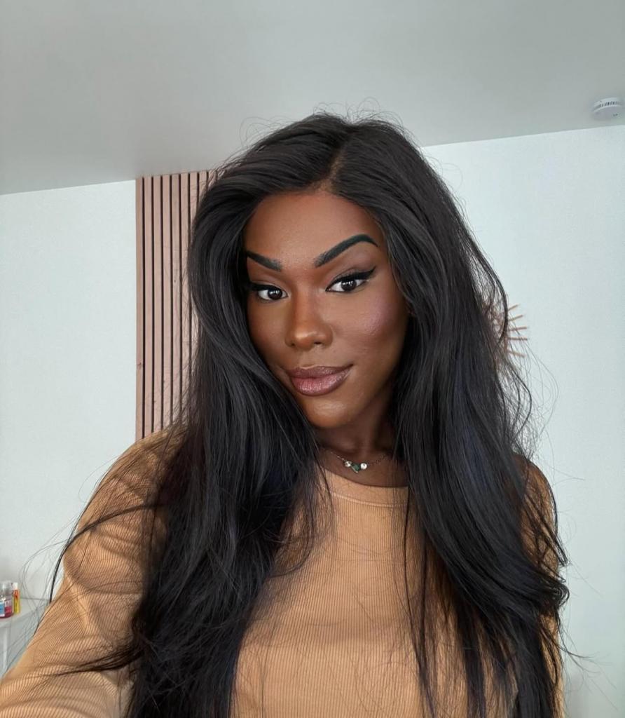 613462677: Travesti en Vizcaya