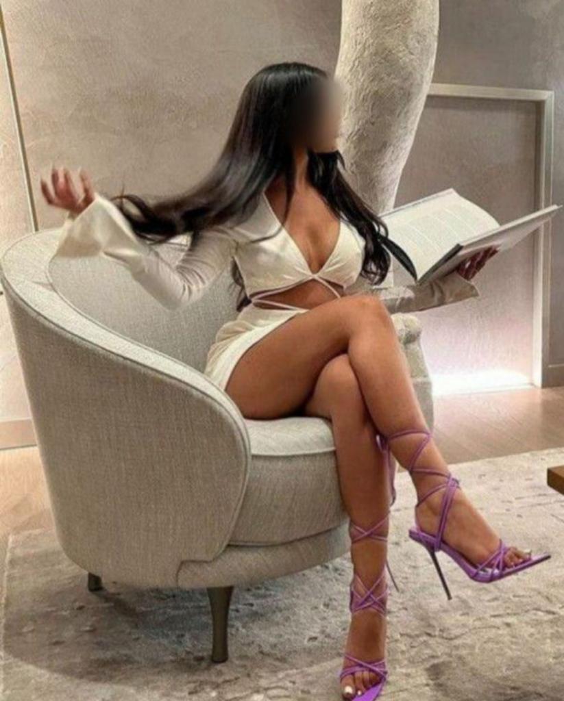 614389497: Chica busca chico en Granada