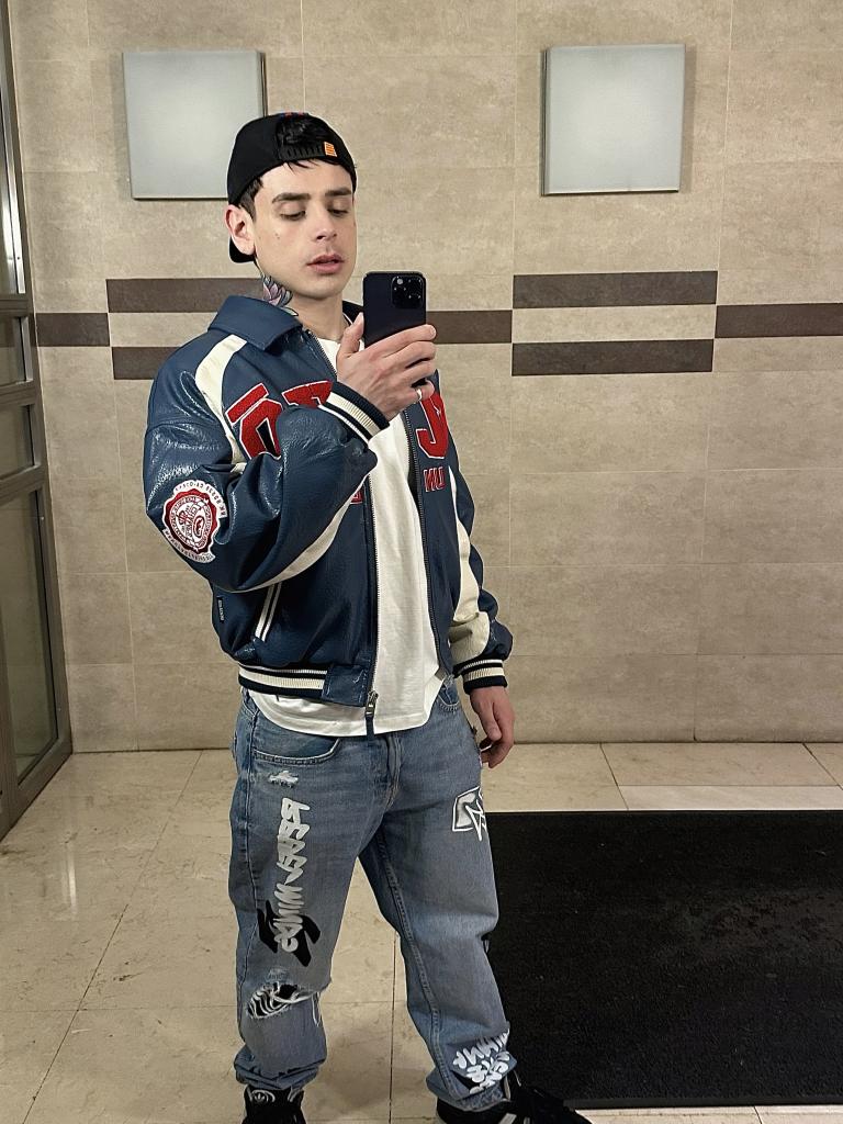 666432654: Chico busca chica en Valencia