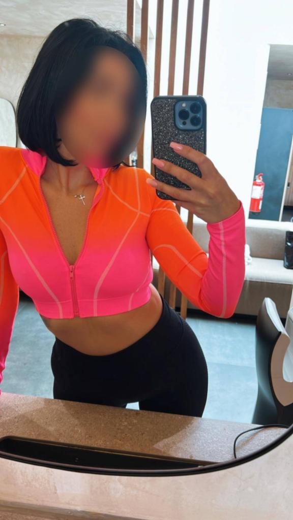 644720357: Chica busca chico en Madrid